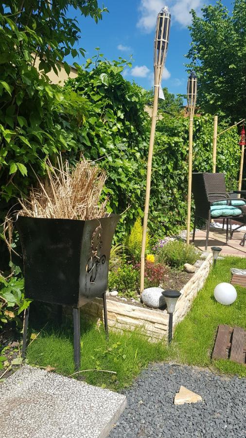 Joy Guesthouse Siofok Bagian luar foto