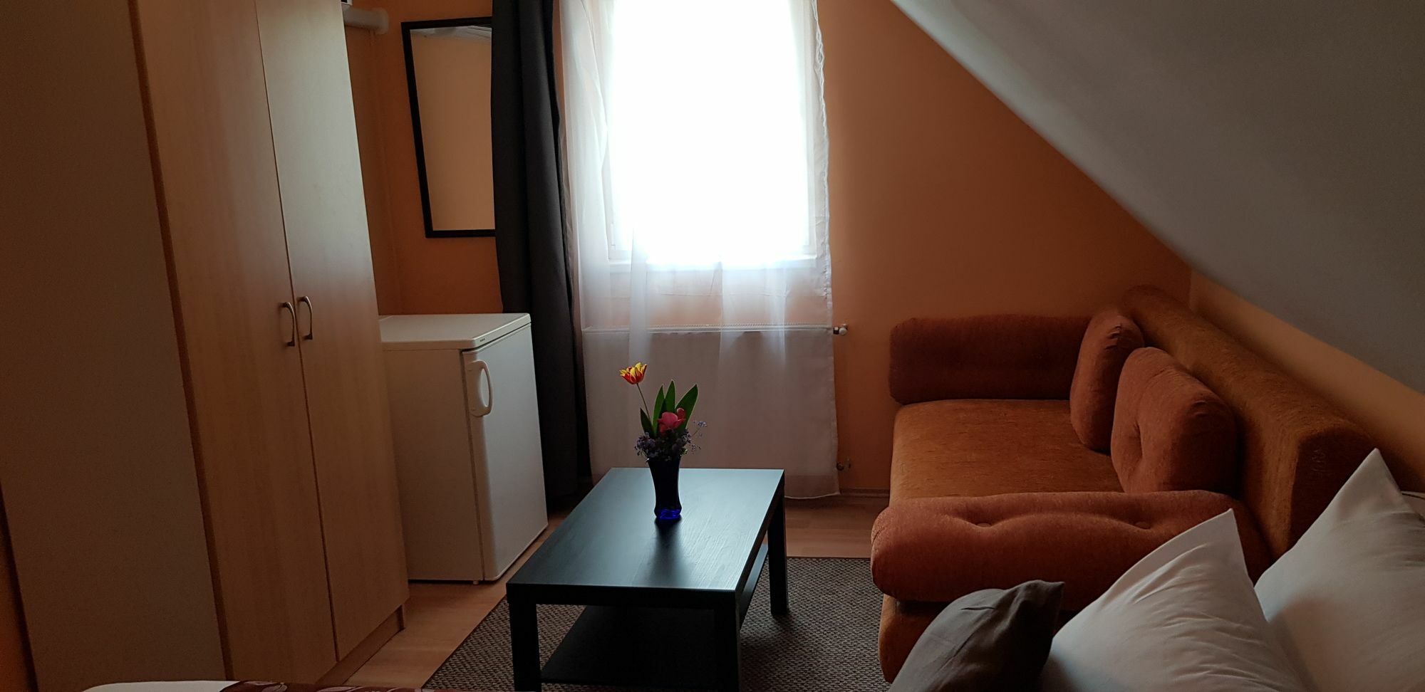 Joy Guesthouse Siofok Bagian luar foto