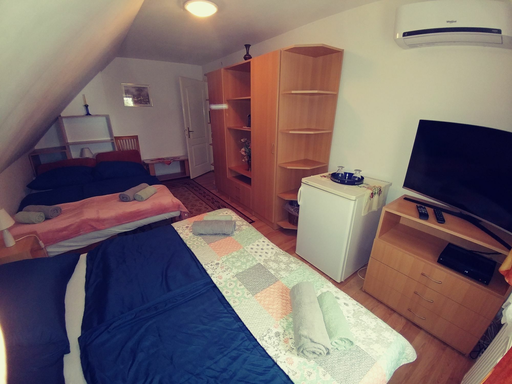 Joy Guesthouse Siofok Bagian luar foto