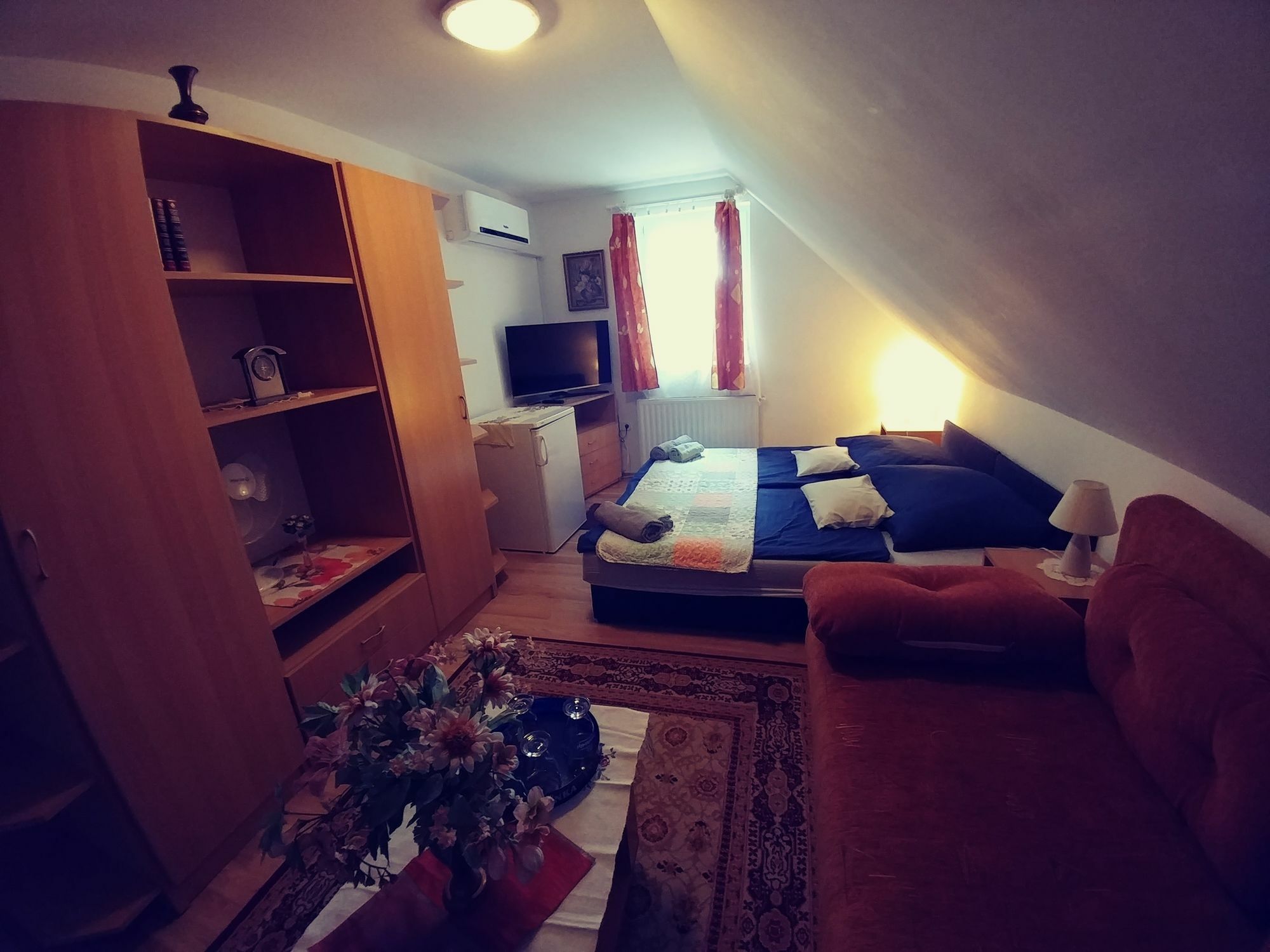 Joy Guesthouse Siofok Bagian luar foto